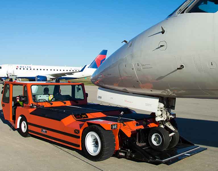 Towbarless Pushback Tractor